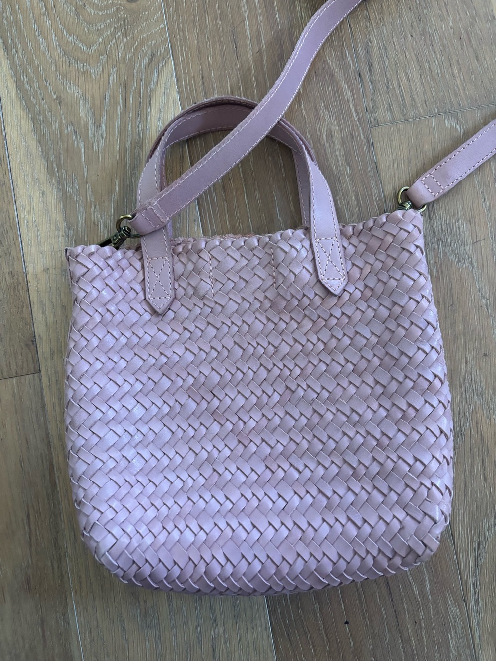 Dusty pink woven  Leather Crossbody purse